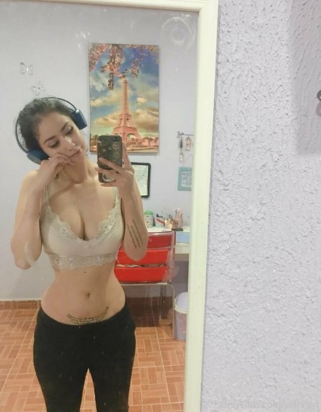 joshmyt 裸のポルノスター 写真