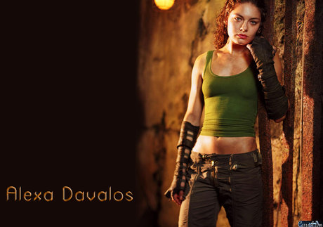 Alexa Davalos セックスモデル 写真