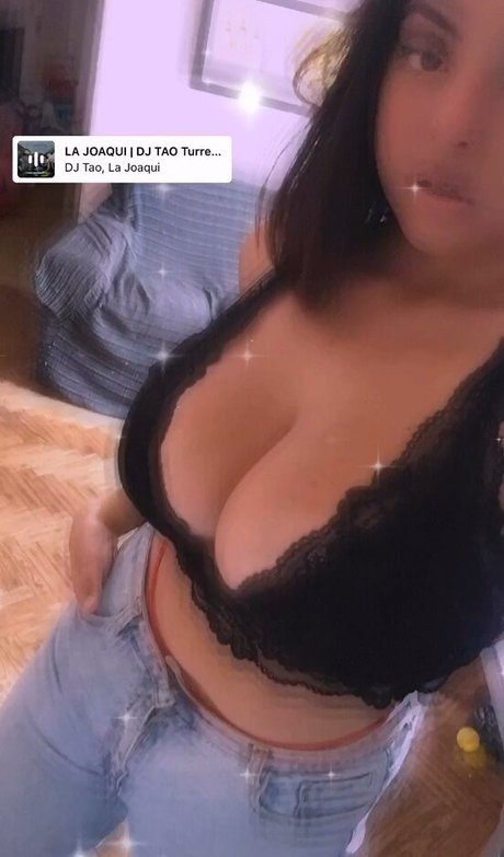 Belen Fernandez エロティックモデル 画像