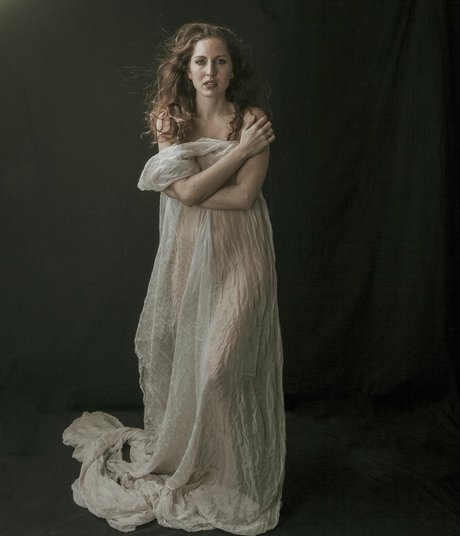 Michal Levinton ヌード女優 画像