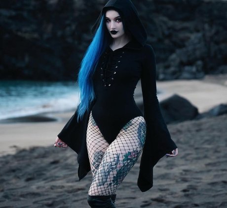 BlueAstrid ホットモデル 画像