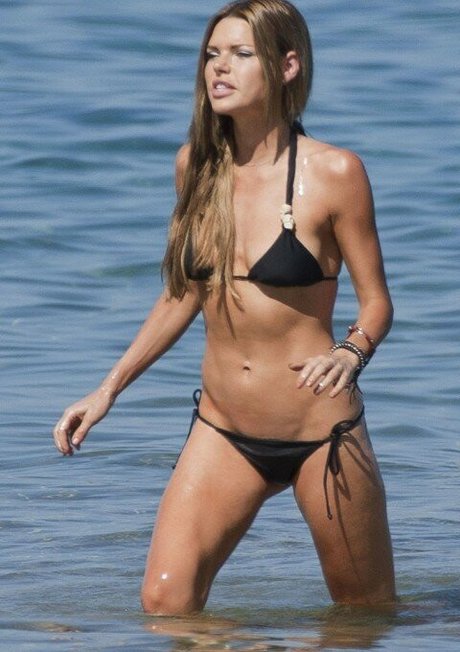 Sophie Monk 完璧なスター 写真
