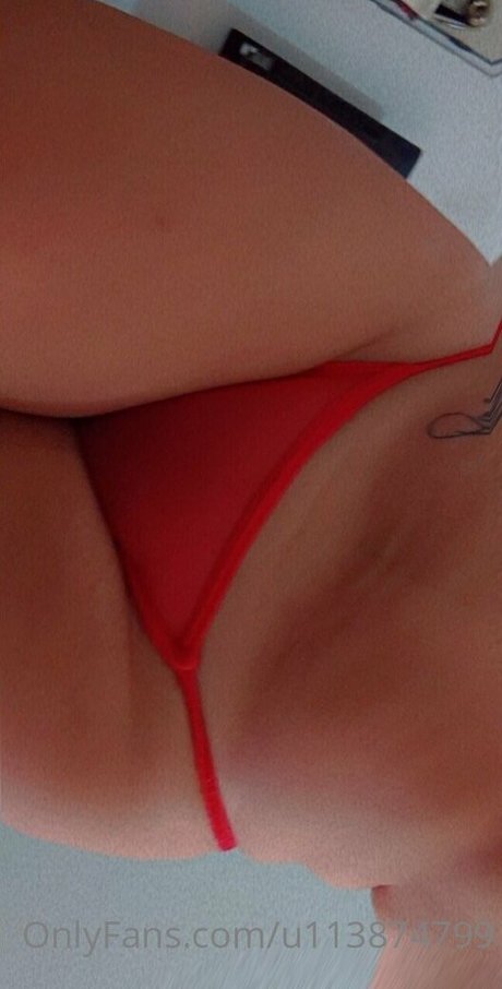 Itzel Loera セクシーなスター ギャラリー