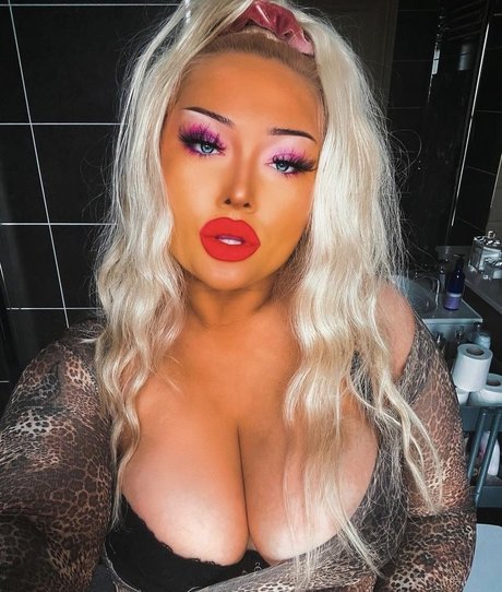 cherryb0mbxo 高品質スター 画像