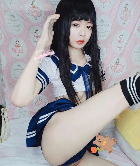 DollyMew モデル 画像