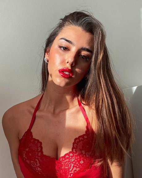 Valeria Conca セクシーモデル 画像