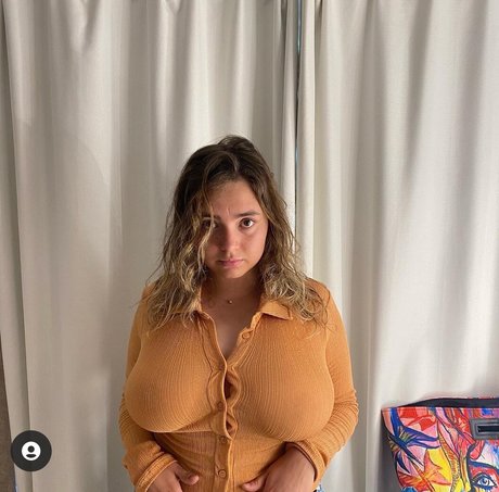 Amelia Tidd ポルノスター 裸 画像