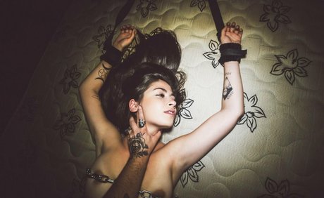 Isabela Andrade ホットなスター 写真