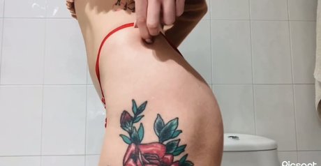 Melu Yoverno アダルトスター 写真