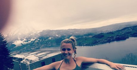 Julia Simic 高品質のスター 写真
