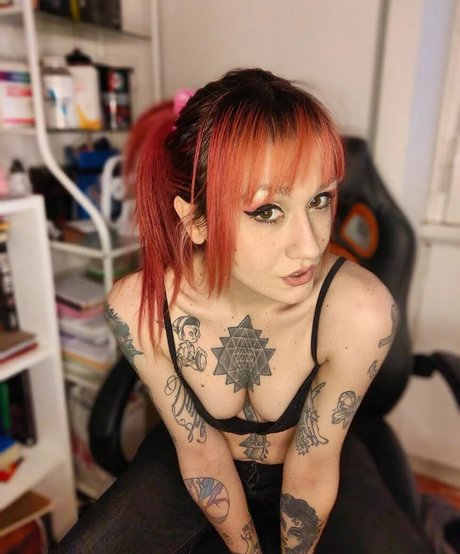 Redfoxy12 アート女優 写真