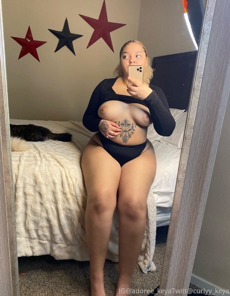 Zakeya Amber かわいいスター 画像