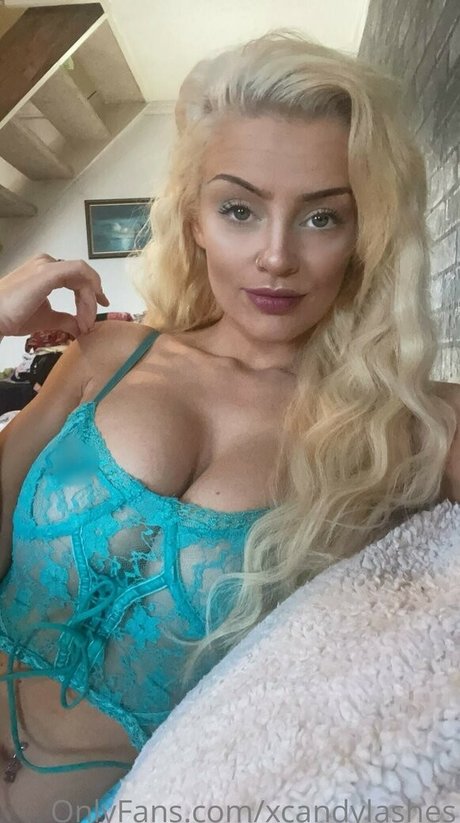 Xcandylashes セックス女優 ギャラリー