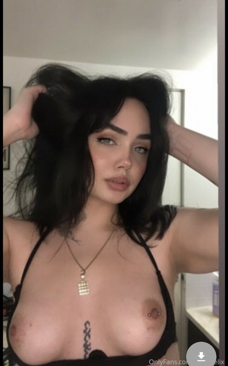 Raven Felix 高品質スター ギャラリー