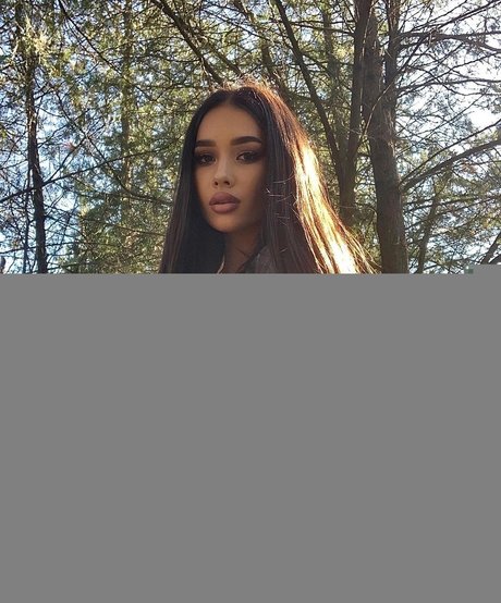 Sophia Adamova 最高のモデル 写真