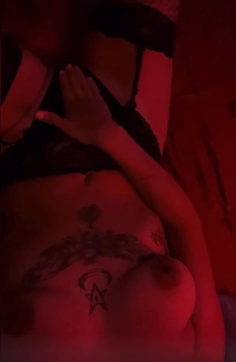 i dont bite666 裸の女優 写真