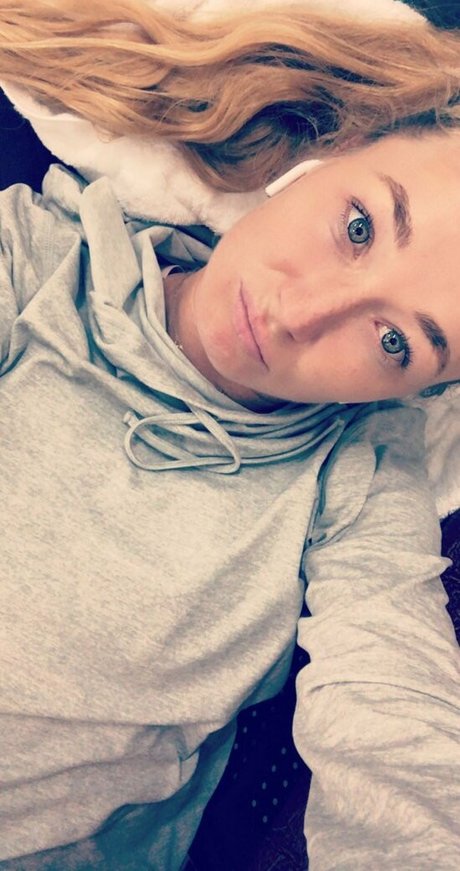 Julia Glushko セクシーなスター 写真