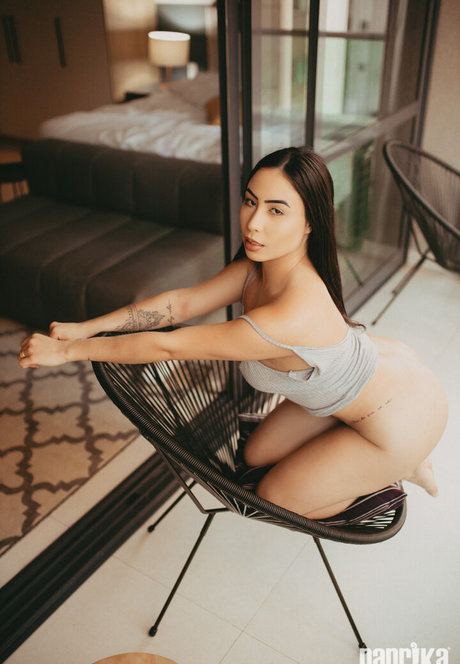 Camila Nobrega アートポルノスター 写真