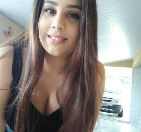 Isabela Barri ヌードスター 写真