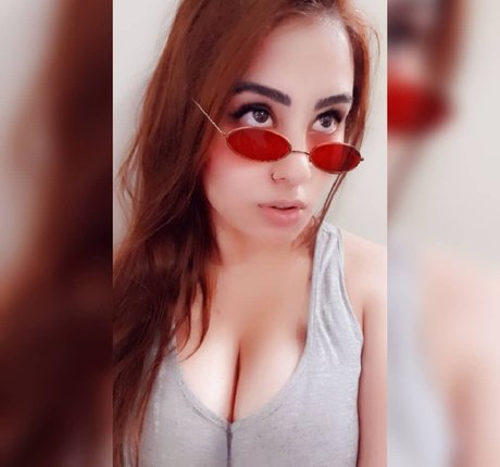 Isabela Barri HDポルノスター 写真