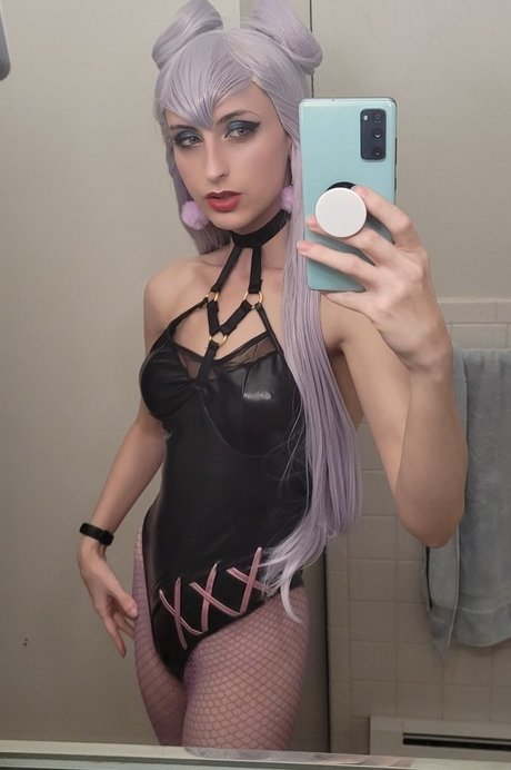 Moniqa Lefevre xxxポルノスター 画像