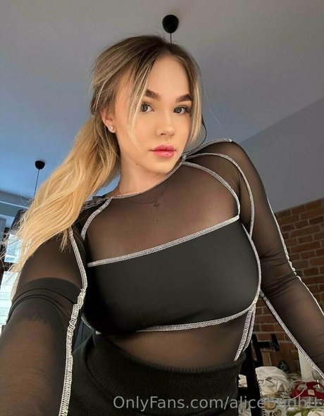 alicebrightt セクシー女優 ギャラリー
