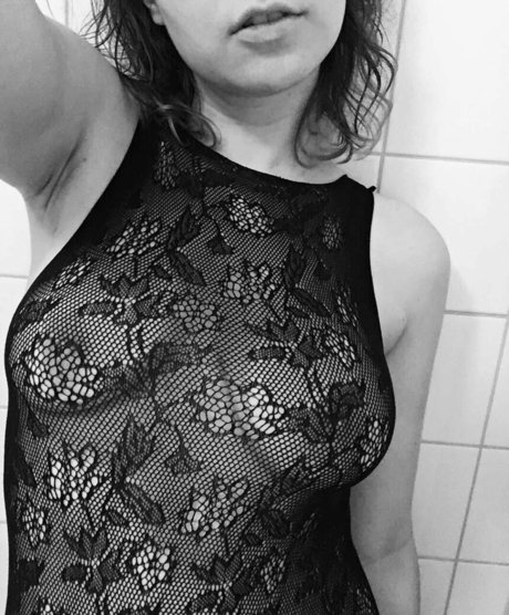Italkwho 裸のポルノスター 写真