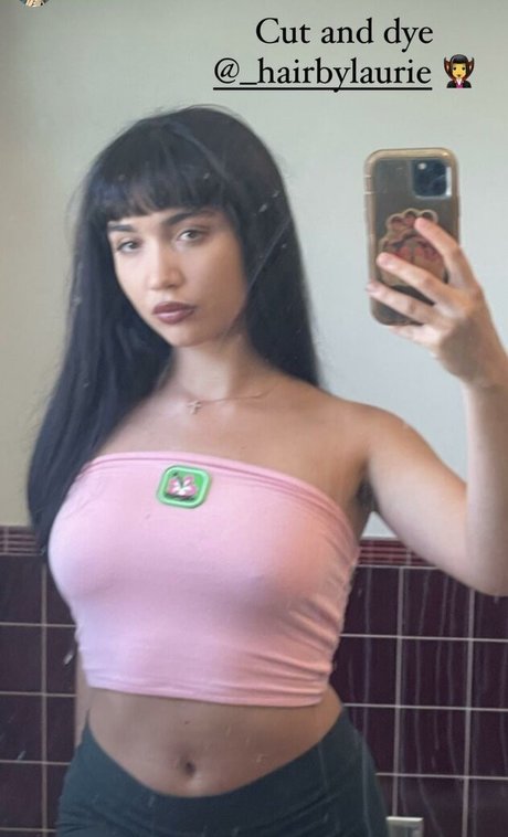 Rowan Blanchard 裸の女優 写真