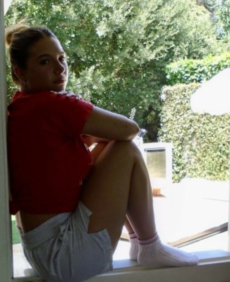 Mackenzie Ziegler 完璧な女優 写真