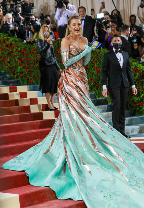 Blake Lively エロティック女優 写真