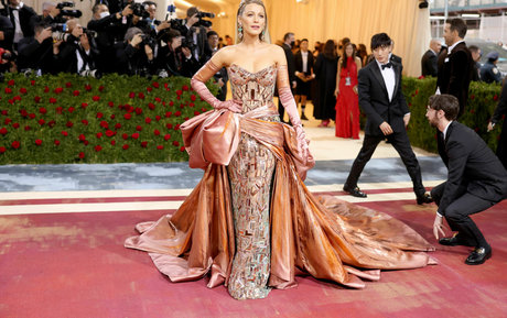 Blake Lively ポルノスター セックス ギャラリー