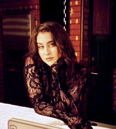 Lauren Jauregui 完璧なスター 写真