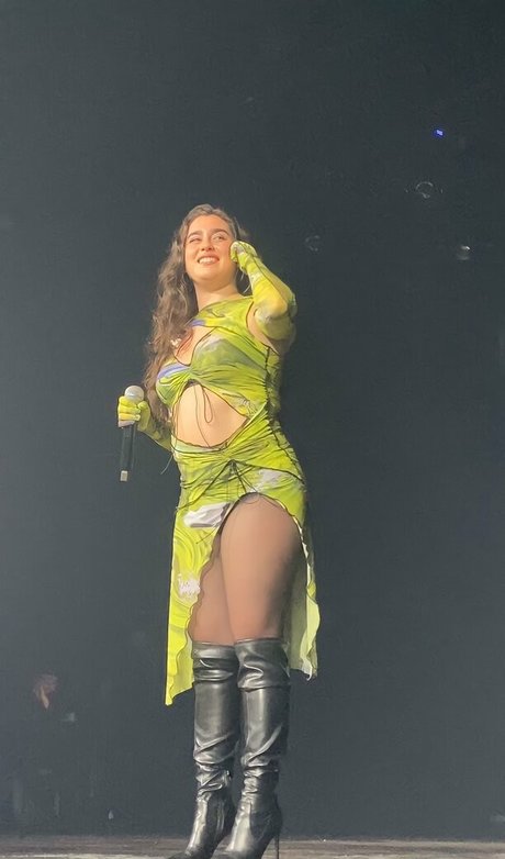 Lauren Jauregui かわいいスター ギャラリー