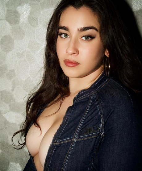 成熟したソロOnlyFans セクシー 写真