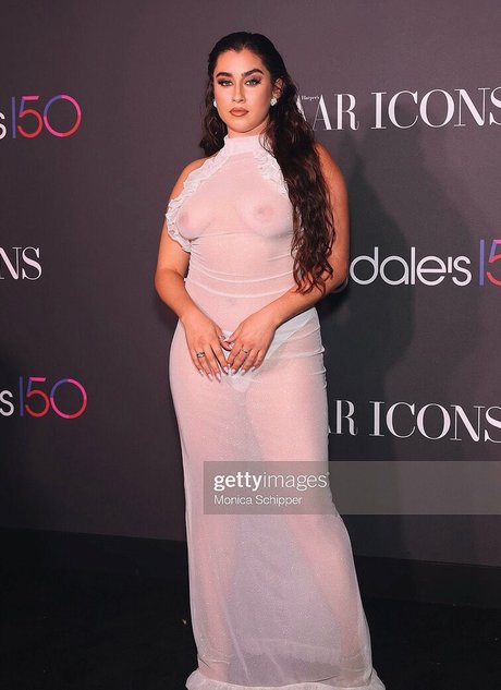 女性ボディビルダー オンリーファンズ セクシー 写真
