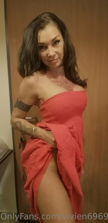vivien6969 セクシーモデル 写真