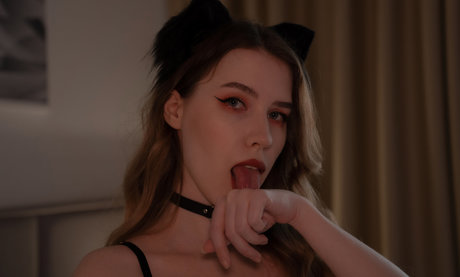 ASMR MOOD 裸の女優 画像