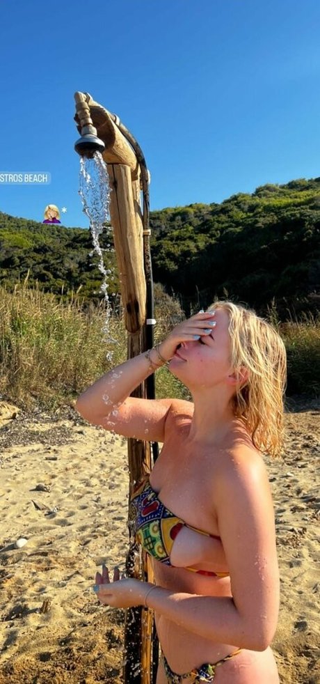 Millie Gibson 無料女優 写真