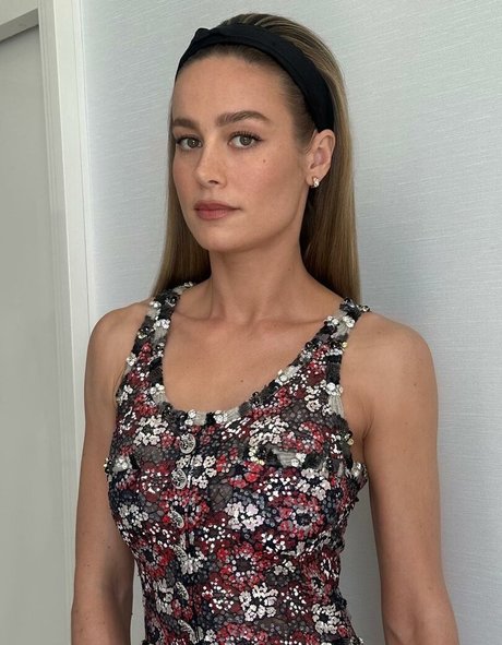 Brie Larson セックスポルノスター 写真