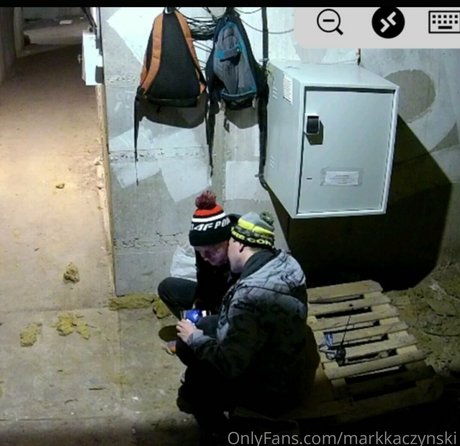 markkaczynski 独占モデル 写真