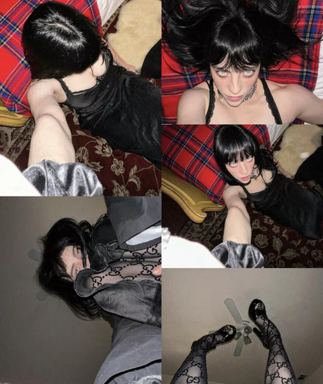 ブロンドの足のオンリーファンズ 可愛い 写真