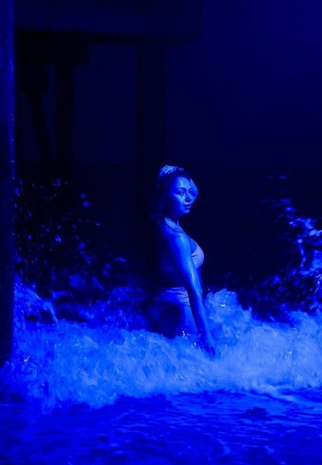 ニューハーフオンリーファン 美しい裸 アーカイブ