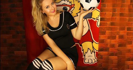 Valeriya ASMR ポルノスター 可愛い 画像