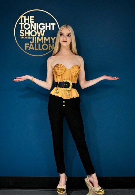 Anya Taylor Joy ポルノスター 可愛い 画像