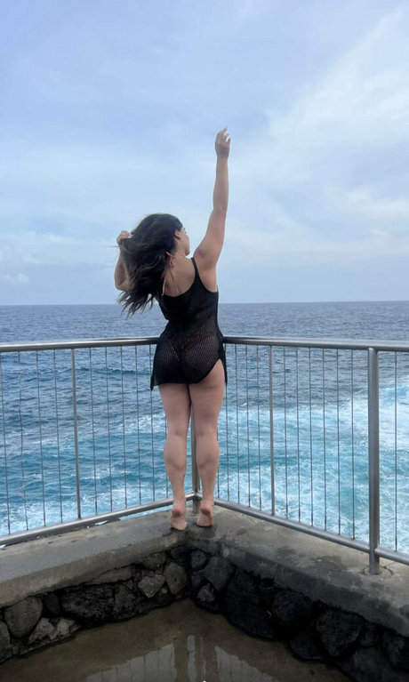 Mary Noura ホットモデル 写真
