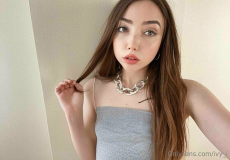 ivy i top profile image