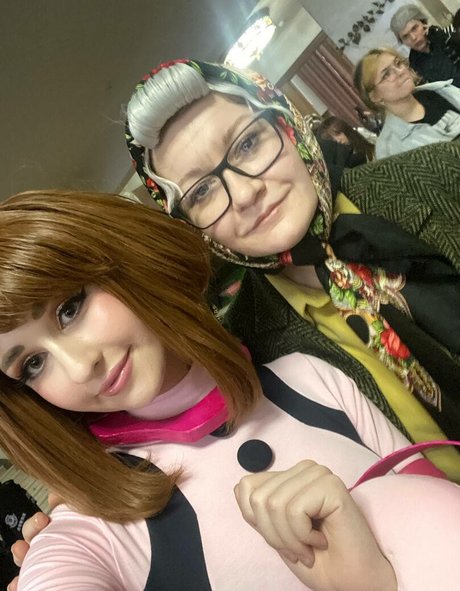 Zefirka natsuki エロティックなモデル 画像