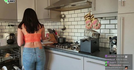 膨らみ OnlyFans 無料セックス 写真