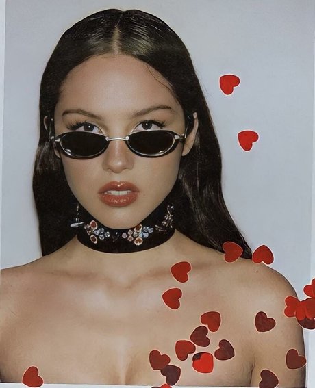 Olivia Rodrigo スター ヌード 写真