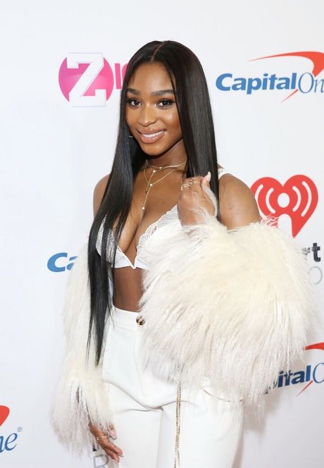 Normani 美しいスター ギャラリー